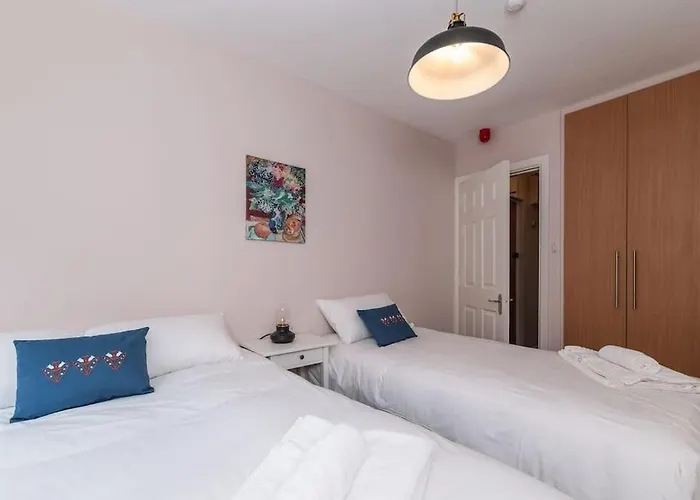 Brand New 6 2nd Floor Apartament