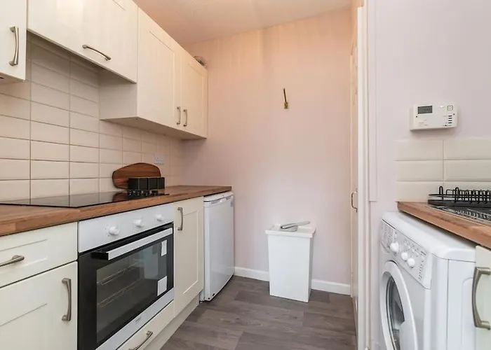 Brand New 6 2nd Floor